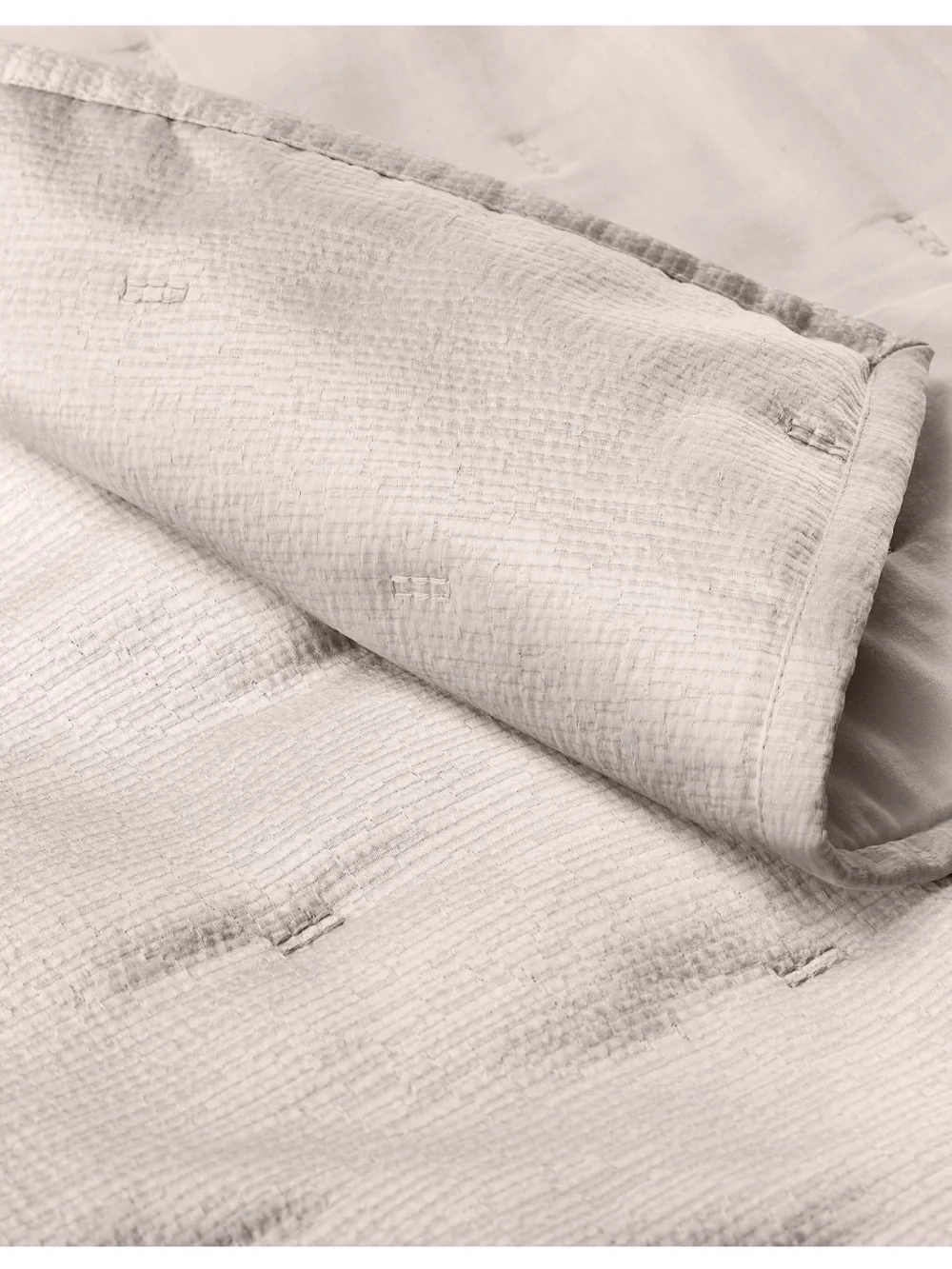 NIP Hotel Collection Glint 3-Pc. Coverlet Set, King in Blush $500 MSRP